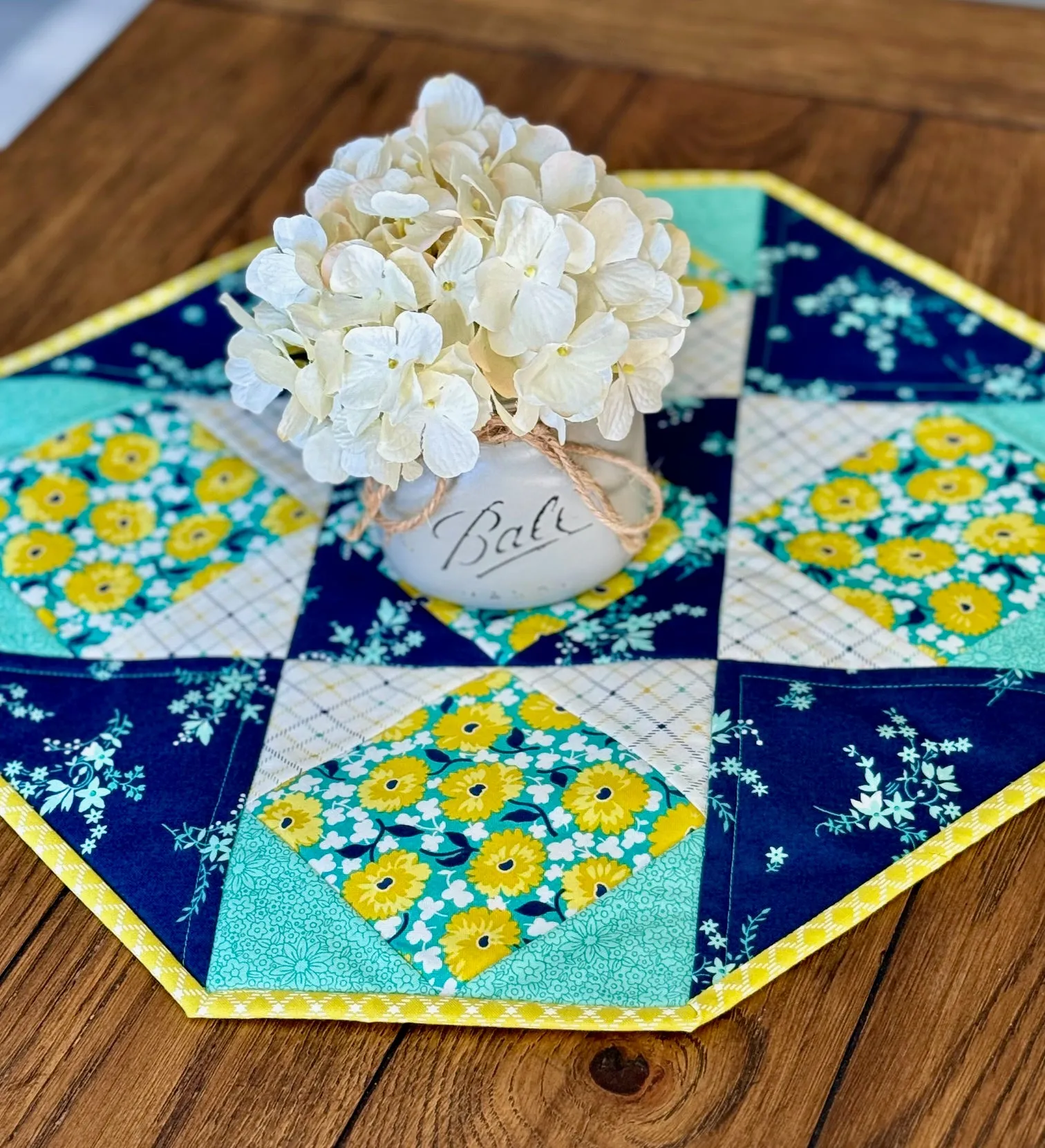 Helpful Heifer Table Topper #41