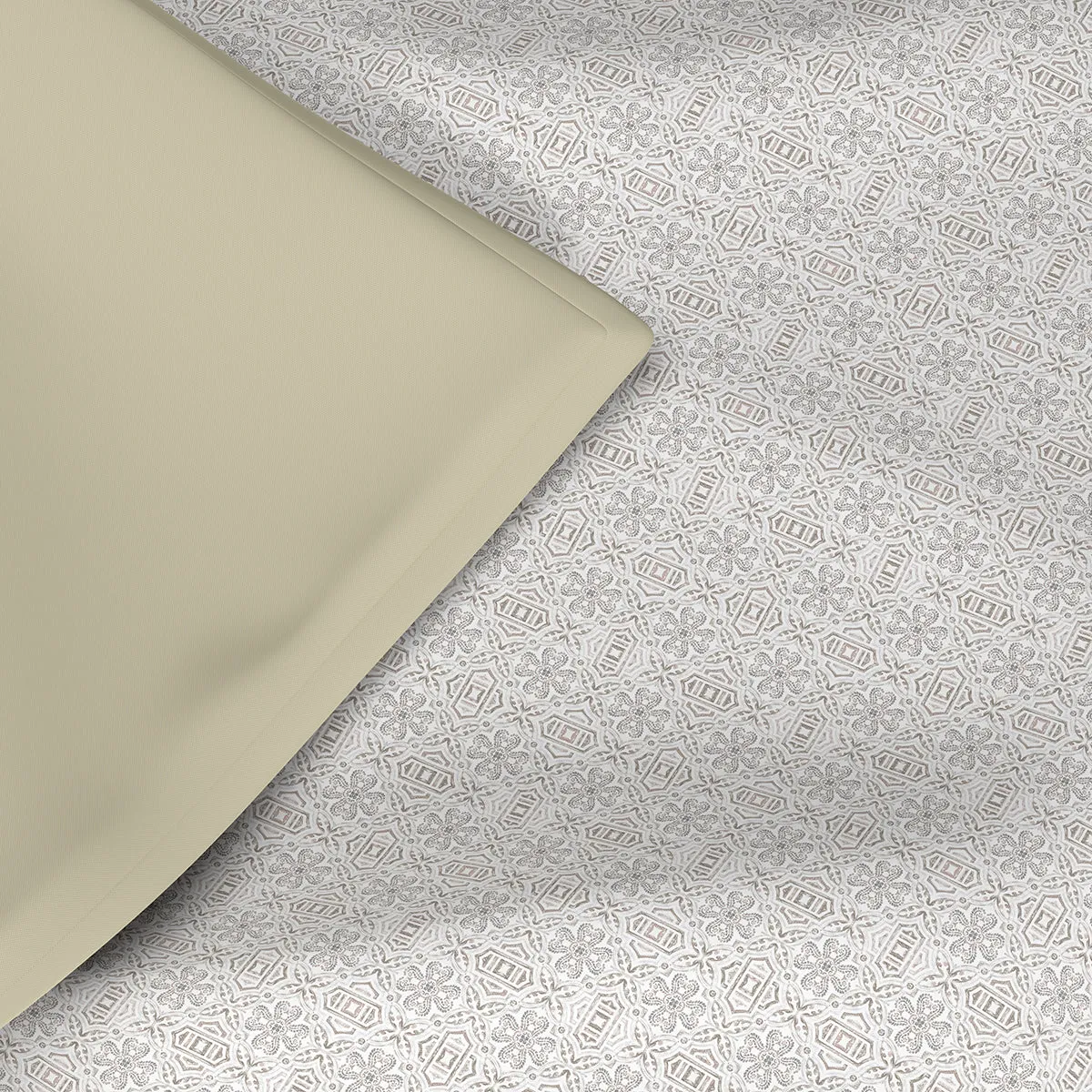 Hermosa Exotic Bouquet Kallie Neutral 4 Pc Quilt/Quilted Bed Cover Set