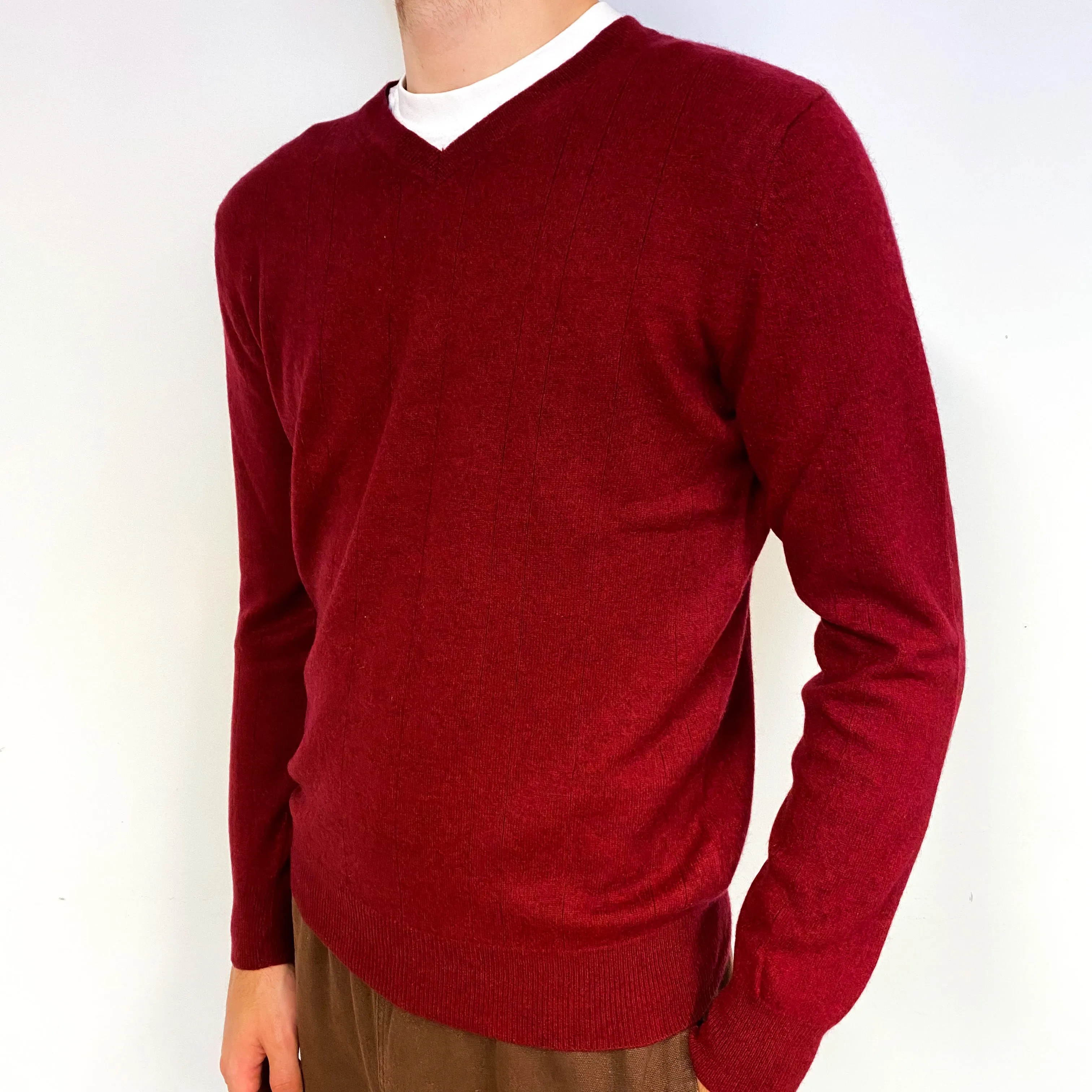 Men's Dark Brick Red Cashmere V-Neck Jumper Large