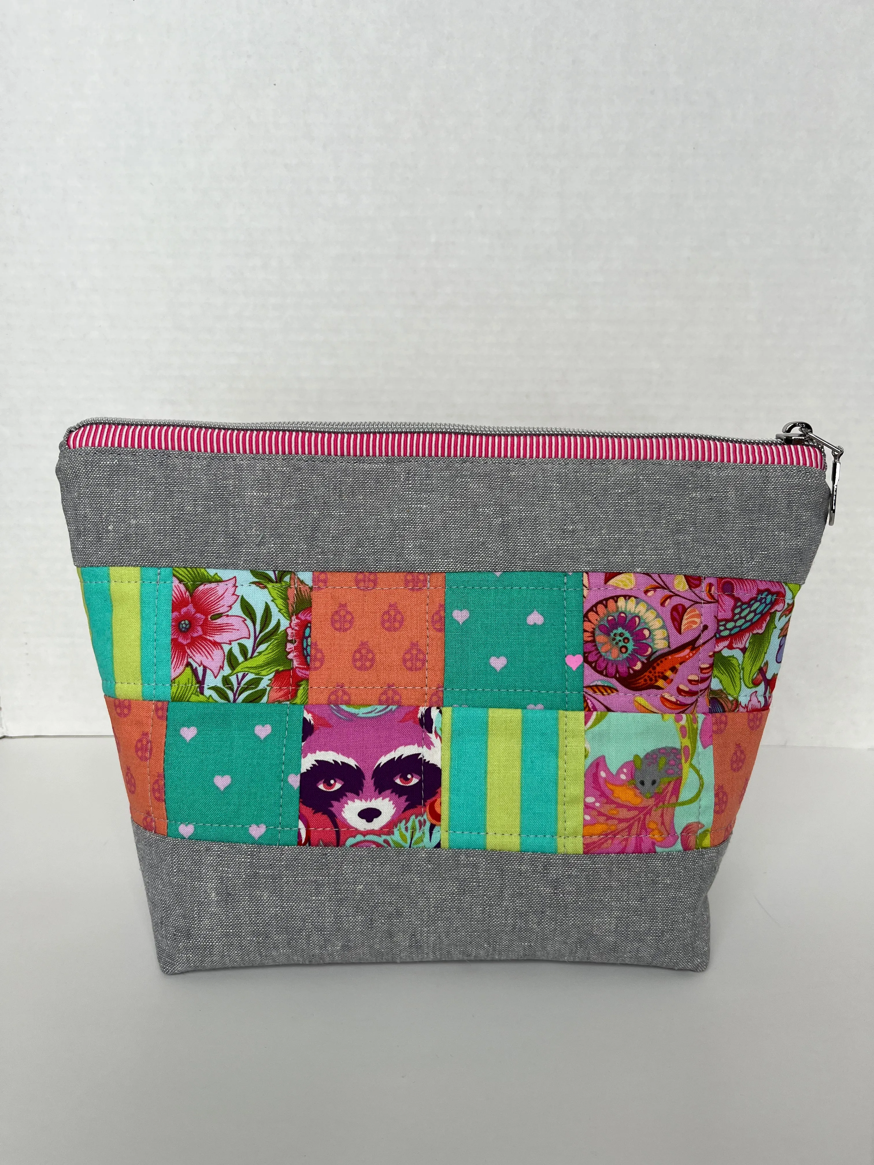 Patchwork and Linen Zipper Pouch , Valentine Bag