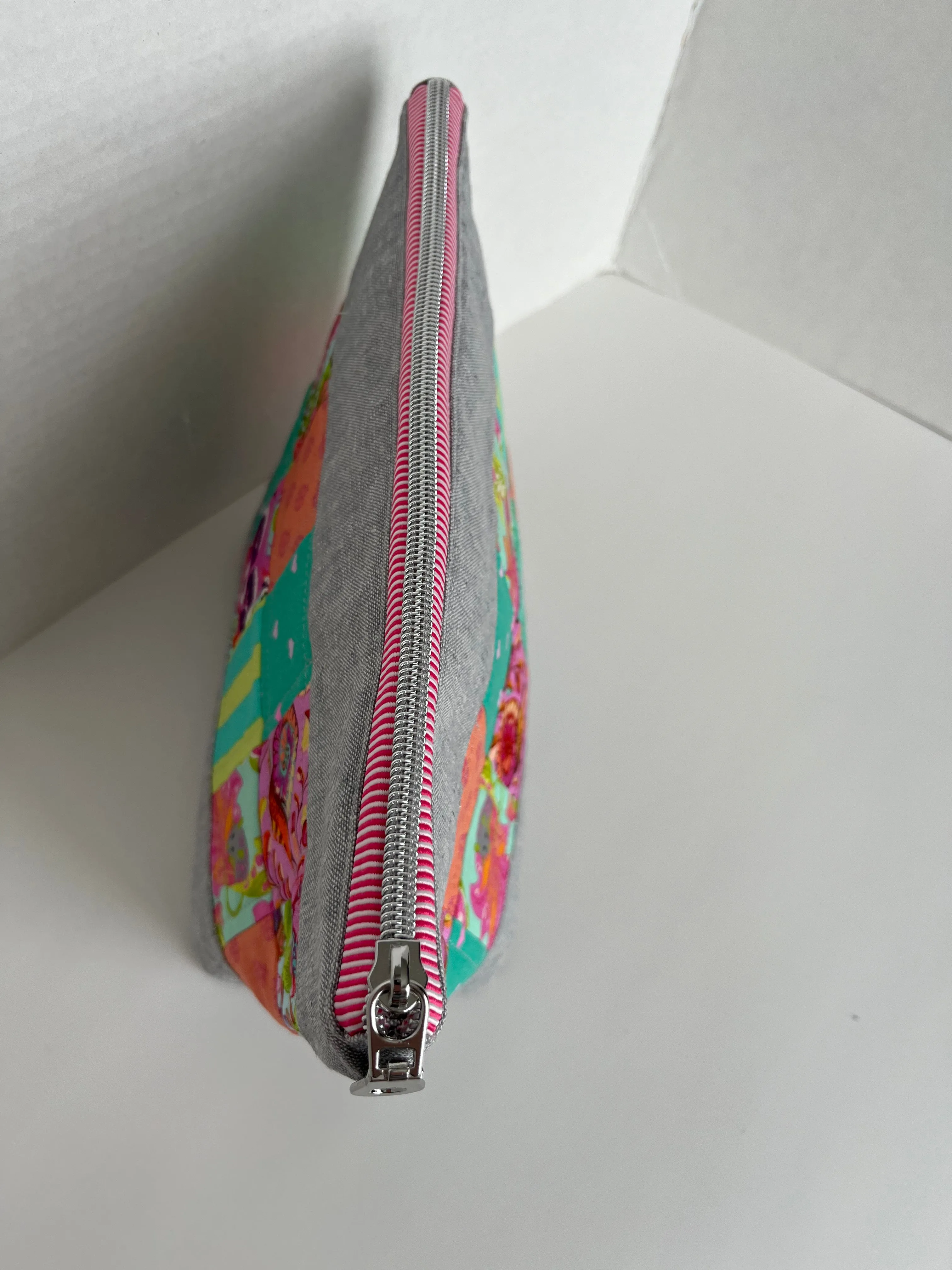 Patchwork and Linen Zipper Pouch , Valentine Bag
