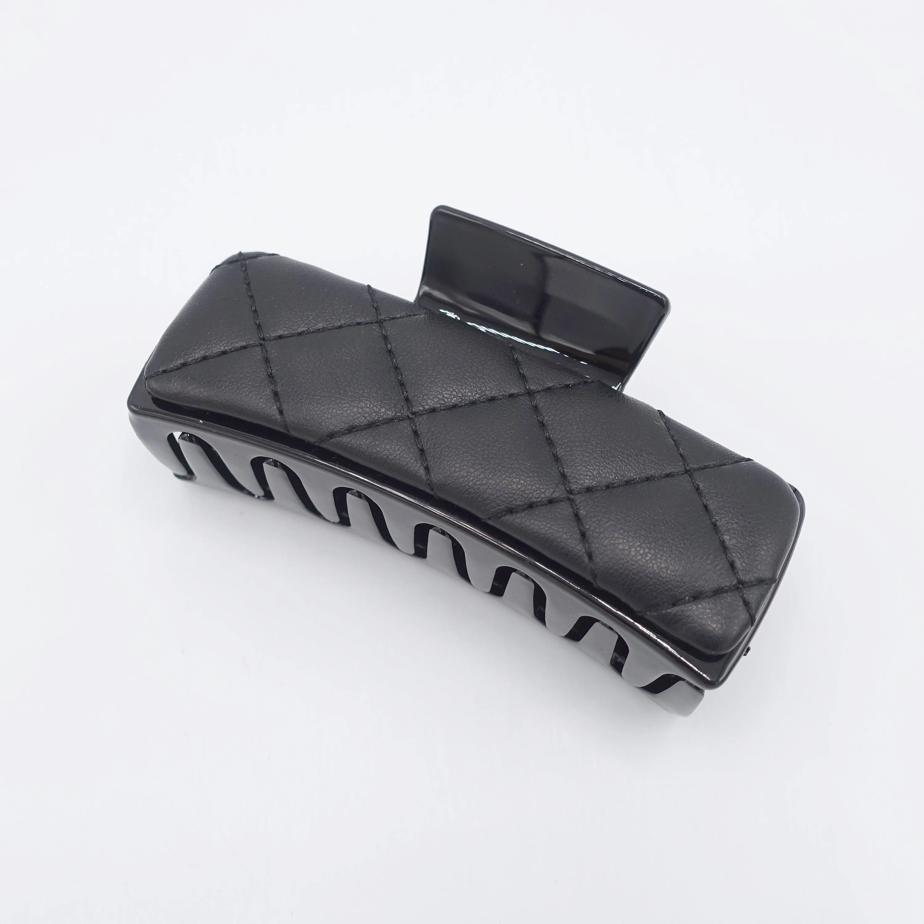 quilted hair claw, trendy hair claw, hair accessory shop for women
