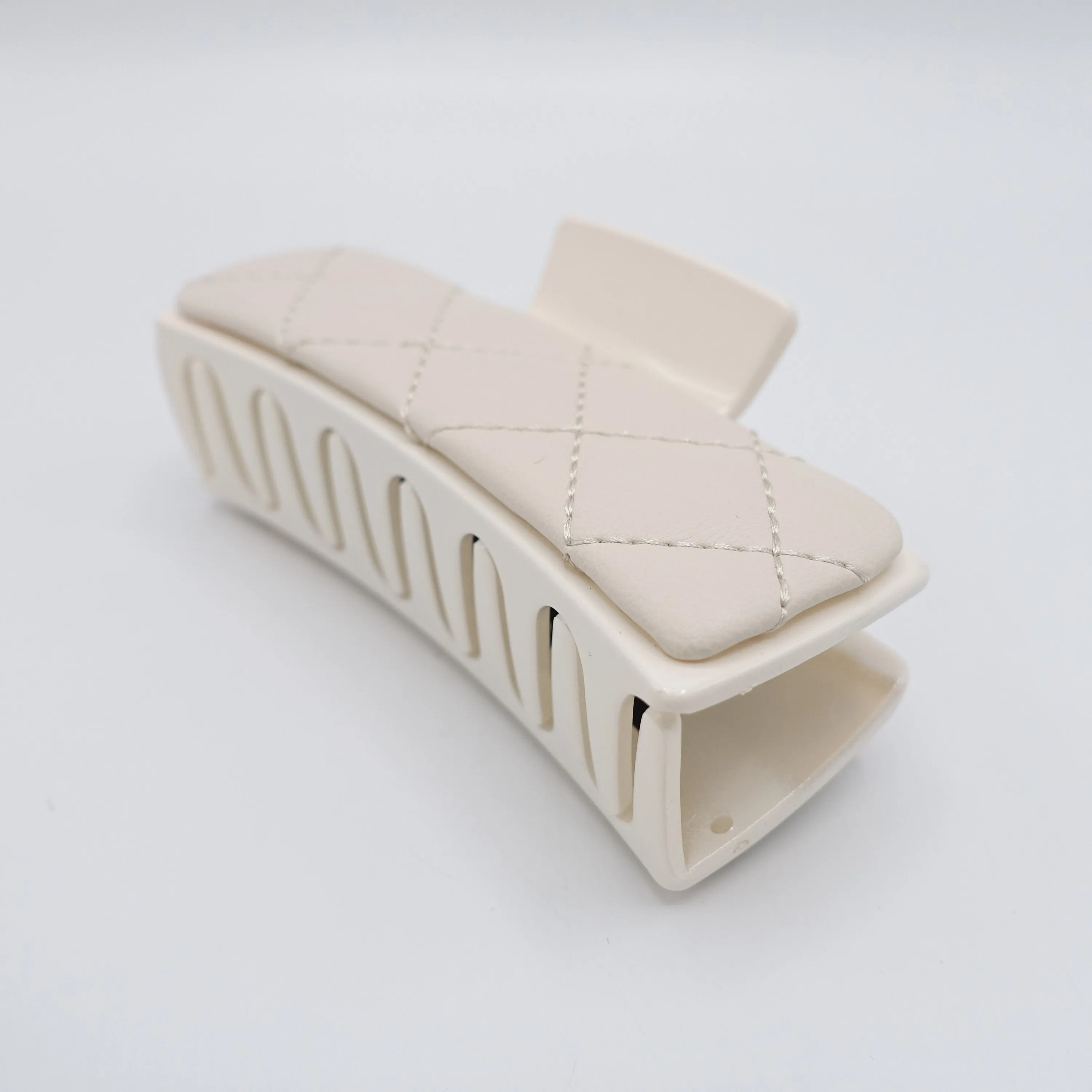 quilted hair claw, trendy hair claw, hair accessory shop for women