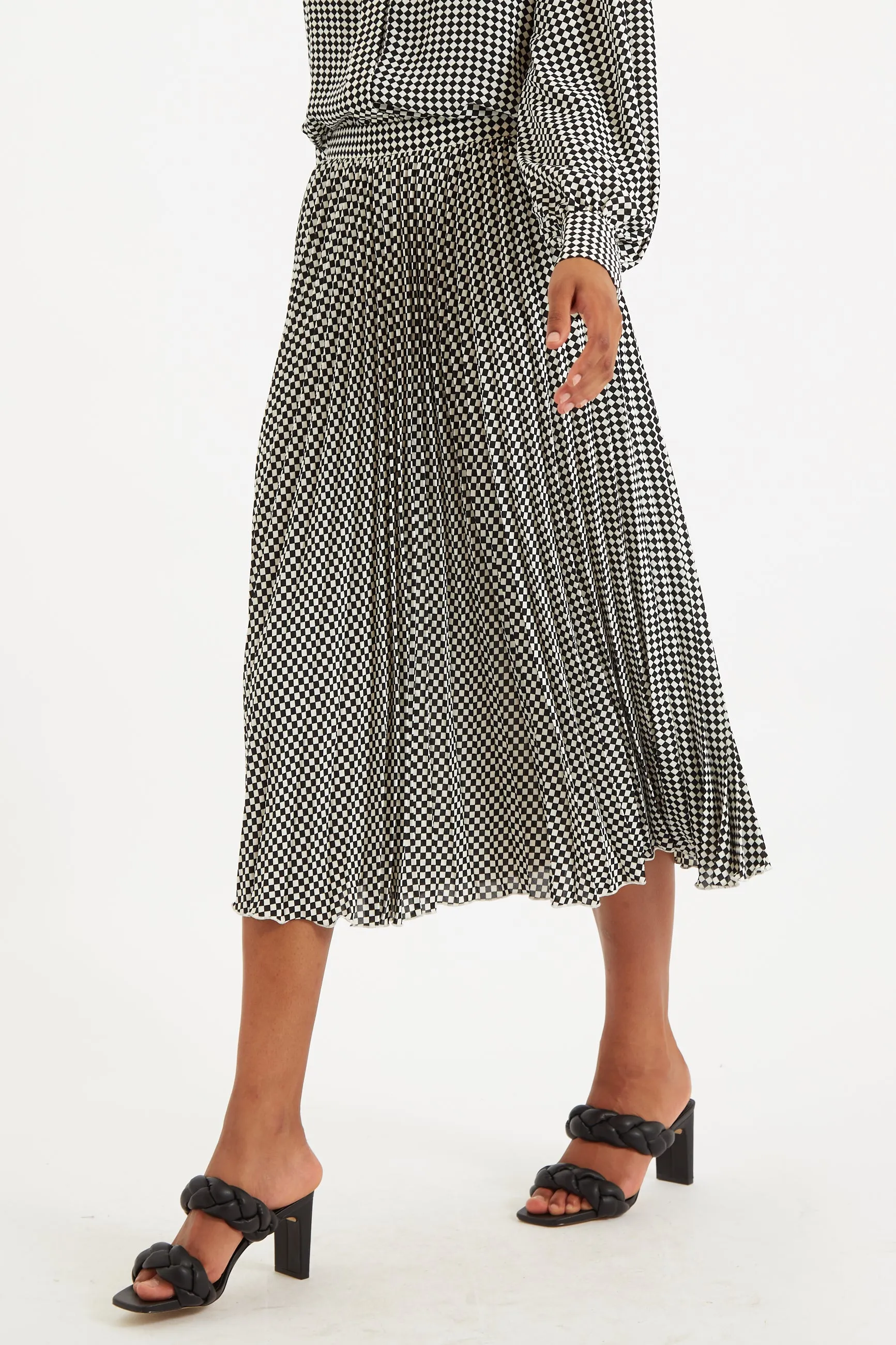 Sabina Diamonds Forever Print Pleated Midi Skirt
